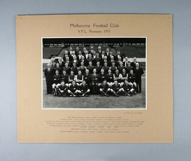 University club melbourne image