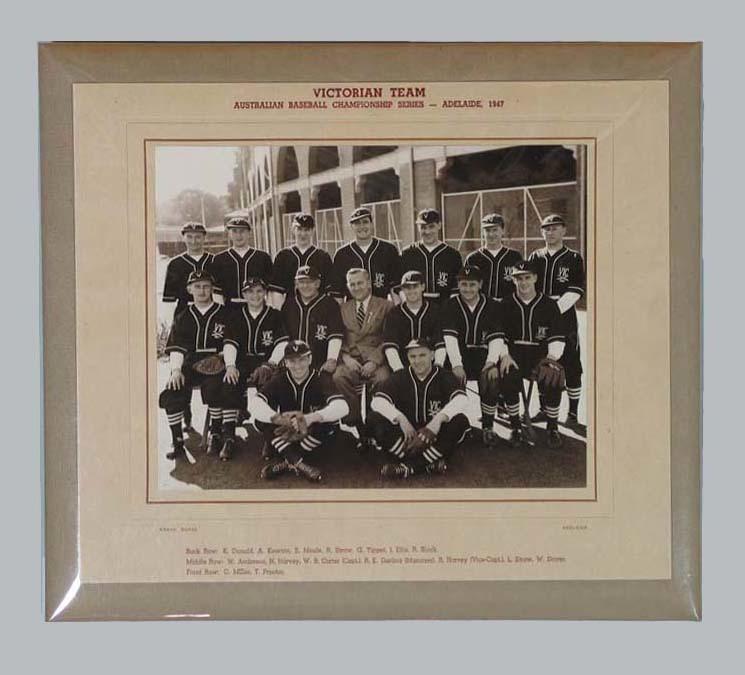 Photograph of Victorian team, Australian Baseball Championships 1947