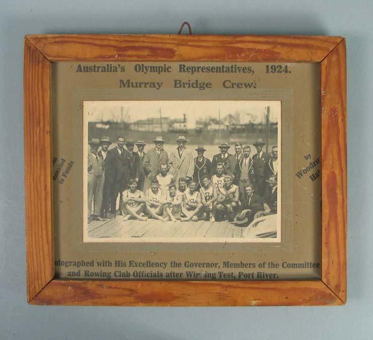 Photograph of Murray Bridge Rowing Club crew, 1924 Australian Olympic